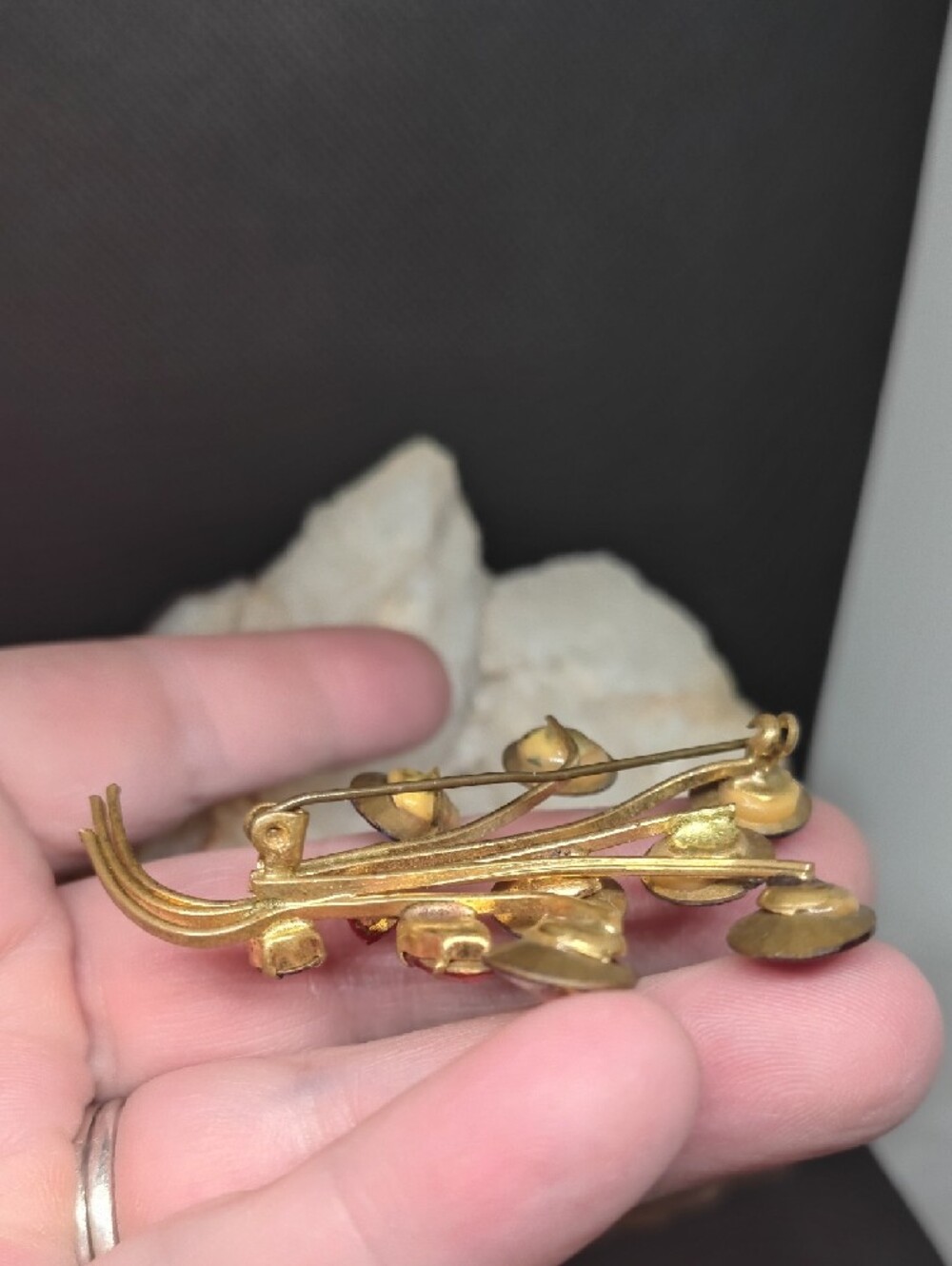 Vintage Watermelon Rivoli Gold Tone Bouquet Brooch - Picture 5 of 6
